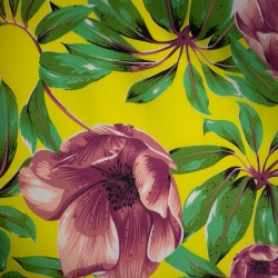 TECIDO CHITAO ESTAMPADO FLORAL FUNDO AMARELO